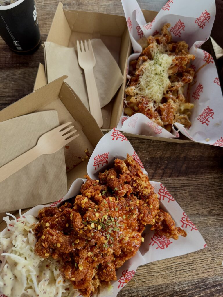 korean fried chicken, cole slaw, and mac n cheese